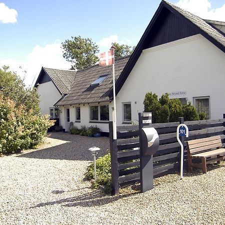 Henne Strand Ferie Accommodation Hennebjerg Kültér fotó